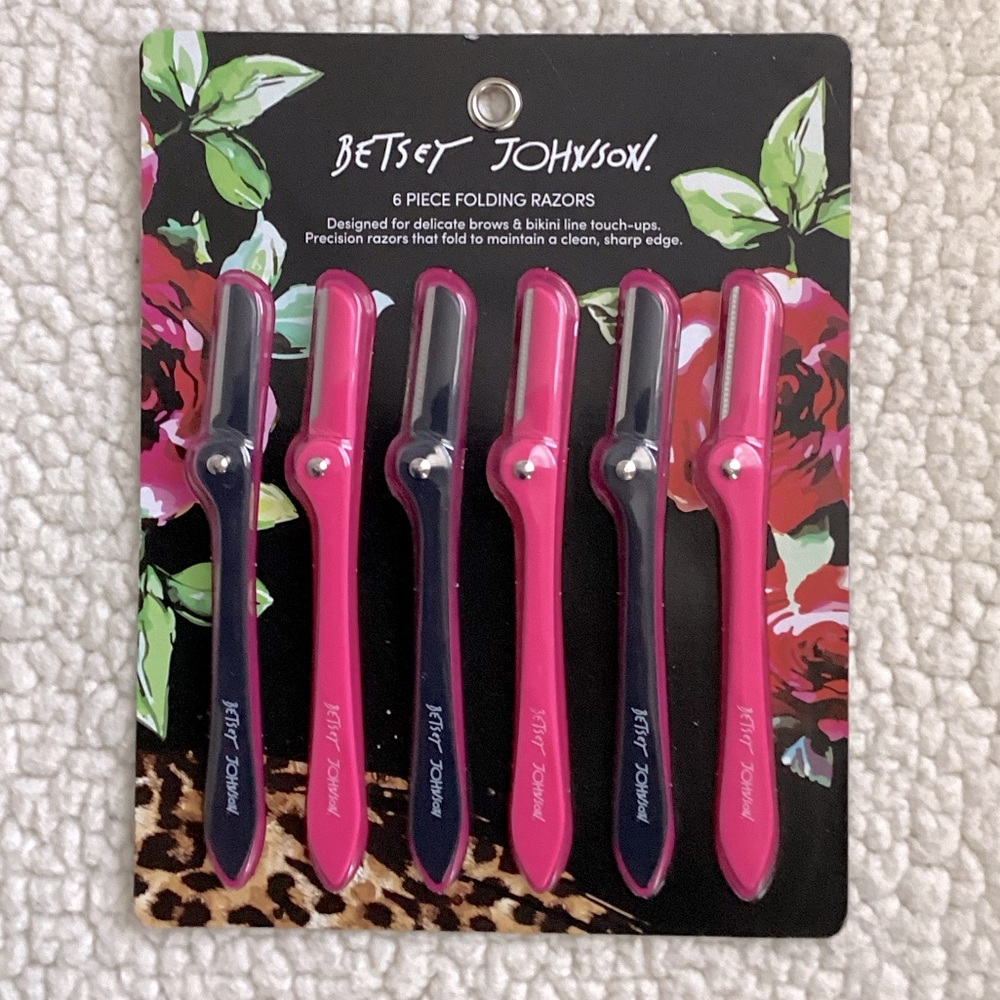 Betsey Johnson Folding Razor Set, (6), NWT